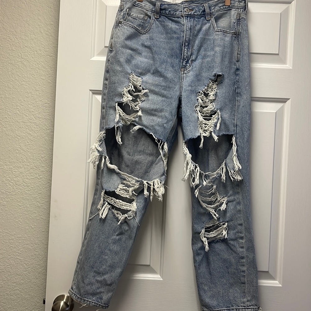 American Eagle distressed mom jeans